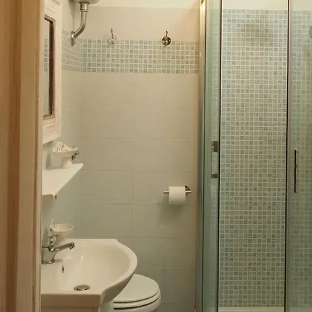 Regina Margherita Casa *